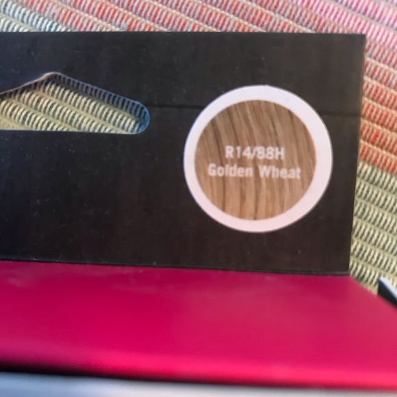 23 Inch Ponytail in Light Golden Blonde - Picture 4 of 6